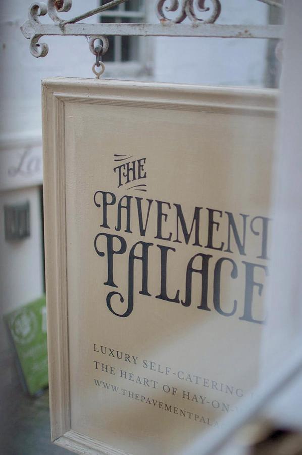 The Pavement Palace Хей он Уай Екстериор снимка